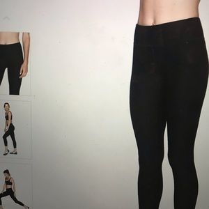 Outdoor Voices yoga pants “warmup leggings”